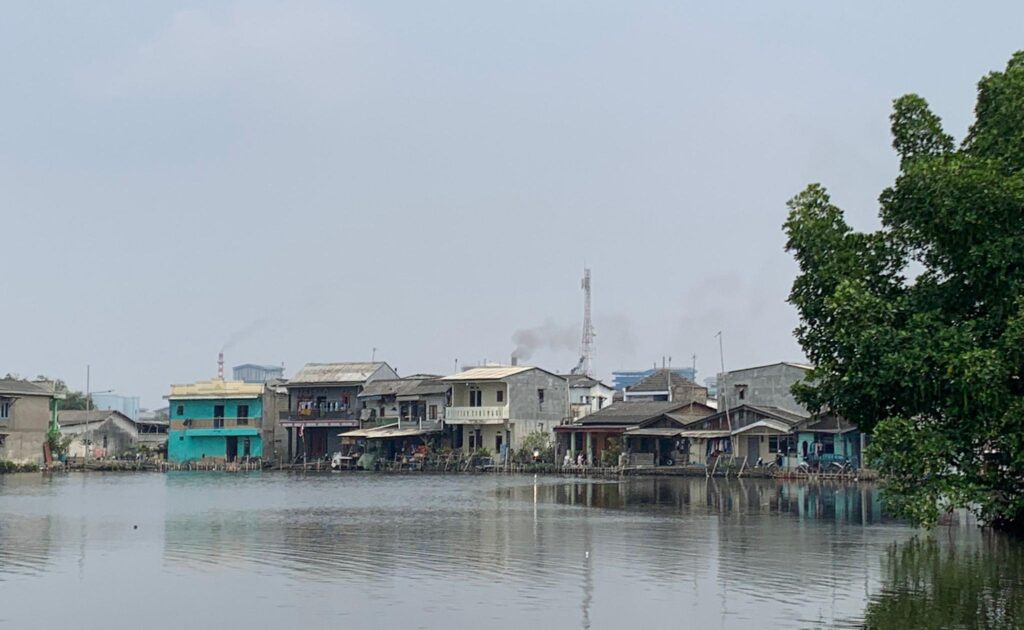 Kawasan Industri Marunda_Internews' Earth Journalism Netrwork