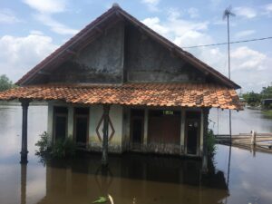 Abandoned house in Pekalongan