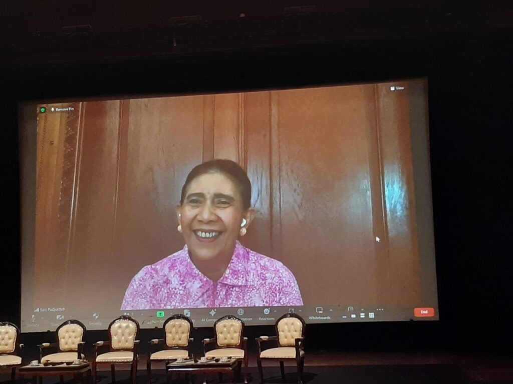 Susi Pudjiastuti