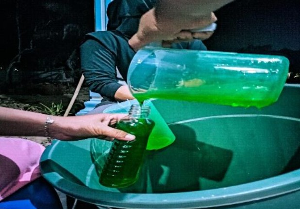 Universitas Lampung (Unila) melakukan pembuatan sabun cair. (Foto: Unila)