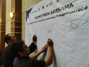 USAID Bebas TB: Program kerjasama antara Pemerintah Kota Bandung, Kementerian Kesehatan, dan USAID untuk mengeliminasi dan memberantas tuberkulosis di kota ini.