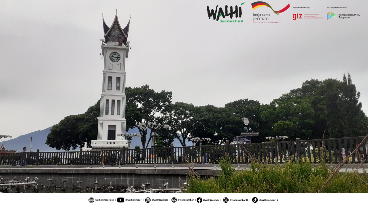 Keindahan Kota Bukittinggi di Sumatra Barat menghadapi tantangan pengelolaan sampah. Kenaikan timbulan sampah setiap tahunnya terjadi.