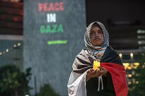 Aksi Greenpeace Indonesia mendukung warga sipil Gaza di Jakarta. (Foto: Greenpeace Indonesia)