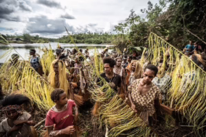 perempuan papua Masyarakat adat Suku-Awyu-di-Distrik-Fofi-Kab.-Boven-Digoel
